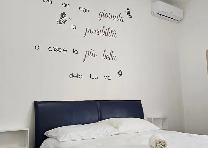 Good Vibes House